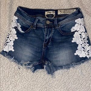 Buy2 Get1 Flowered print jean shorts 💐